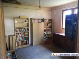 casa-cu-5-camere-si-teren-de-1482-mp-de-vanzare-in-cetateni-arges-5