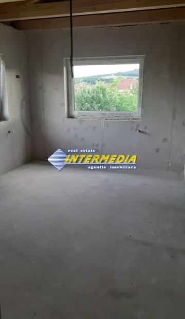 casa-noua-p1-semifinisata-de-vanzare-in-zona-alba-micesti-alba-iulia-2