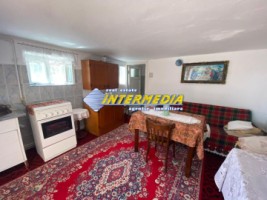 vanzare-casa-4-camere-curete-si-gradina-2600-mp-comciugud-la-asfalt-toate-utilitatiile-5