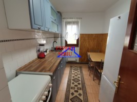 inchiriez-apartament-3-camere-semidecomandat-zona-mihai-viteazul-1