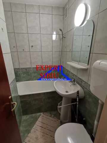 inchiriez-apartament-3-camere-semidecomandat-zona-mihai-viteazul-9