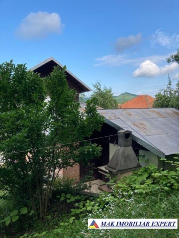 vila-de-vanzare-arges-vila-5-camere-cu-piscina-si-teren-de-1020-mp-in-balilesti-6