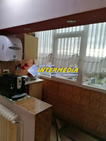 apartament-cu-4-camere-decomandat-de-vanzare-in-alba-iulia-finisat-complet-2