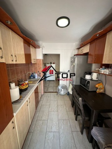 apartament-3-camere-decomandat-sf-lazar-palas-3