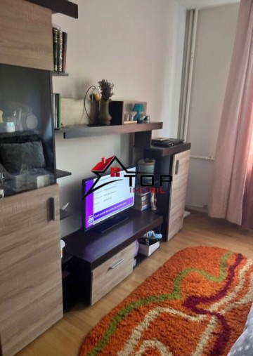 apartament-2-camere-semidecomandat-podu-ros-1