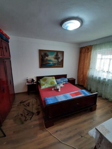 apartament-3-camere-calea-nationala-zona-bazar-65000-pret-negociabil-3