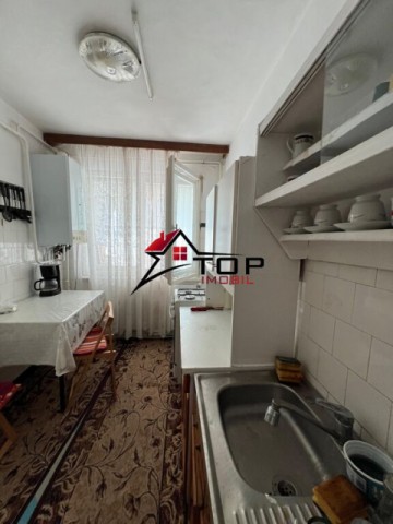 apartament-3-camere-decomandat-tatarasi-2