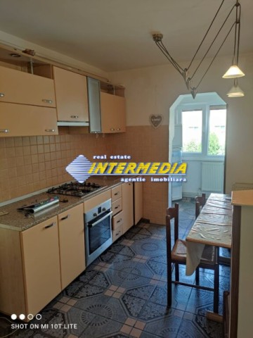 apartament-2-camere-cetate-de-inchiriat-mobilat-alba-iulia-zona-mercur