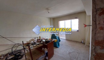 apartament-2-camere-decomandat-etaj-intermediar-zona-cetate-3