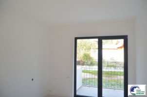 apartament-cu-doua-camere-situat-la-parter-7