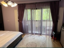 de-vanzare-apartament-cu-2-camere-semidecomandat-zona-piata-mica-1