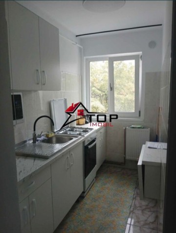 inchiriere-apartament-cu-3-camere-alexandru-cel-bun-2