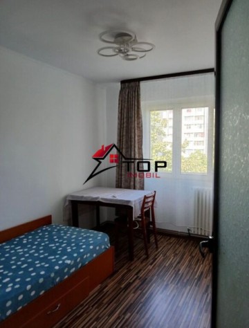 inchiriere-apartament-cu-3-camere-alexandru-cel-bun-4