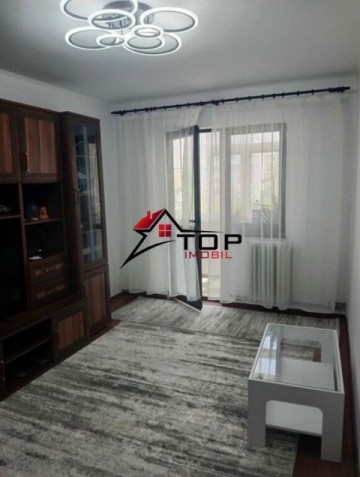 inchiriere-apartament-cu-3-camere-alexandru-cel-bun-6