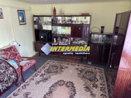 casa-de-vanzare-centru-3-camere-cu-toate-utilitatile-9