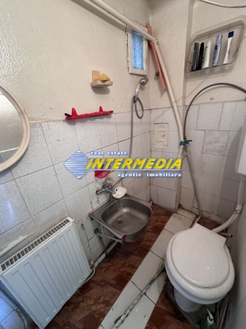 casa-de-vanzare-centru-3-camere-cu-toate-utilitatile-8