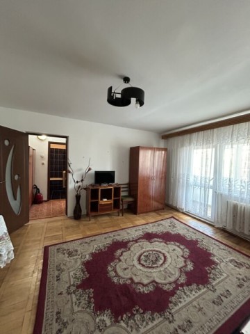 de-inchiriat-apartament-2-camere-zona-capat-1-pret-250