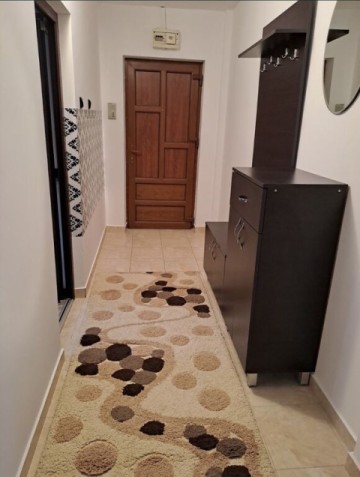 apartament-2-camere-de-inchiriat-zona-piata-mare-pret-300-1