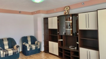 de-inchiriat-apartament-cu-2-camere-zona-bazar-pret-300-8