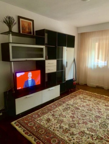 de-inchiriat-apartament-2-camere-zona-calea-nationala-300