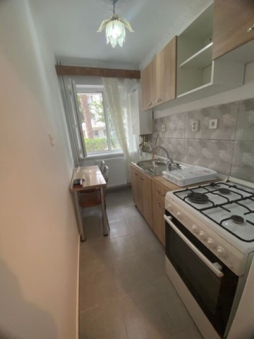 apartament-2-camere-zona-est-clinic-40-mp-1000-lei-2