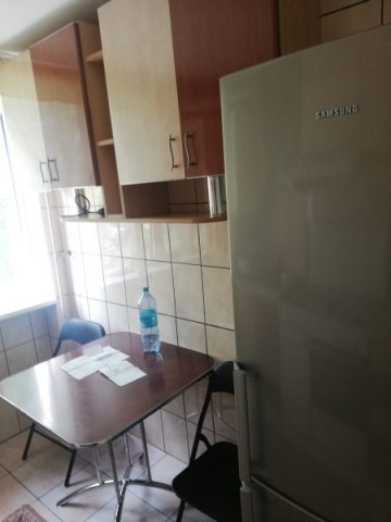 apartament-2-camere-zona-marchian-suprafata-de-47-mp-1200-lei-2