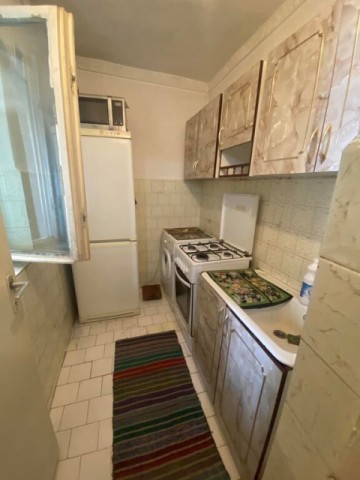 garsonierasuprafata-23-mp-utili-zona-capat-1pret-200-euro-usor-neg-1