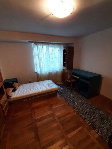 apartament-3-camere-de-inchiriat-zona-marchian-3