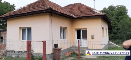 casa-2-camere-cu-teren-1755-mp-bughea-de-jos-case-de-vanzare-arges-refugiu-in-mijlocul-naturii