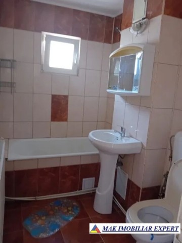 ocupat-ianuarie-2026-apartament-3-camere-confort-1-etaj-24-campulung-6