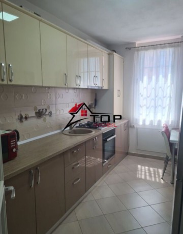 apartament-2-camere-decomandat-etaj-intermediar-cug-hanul-visoianu-1