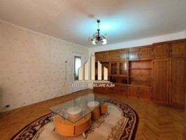 apartament-cu-3-camere-ampoi-1