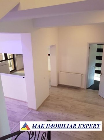 vila-7-camere-cu-teren-295-mp-de-vanzare-in-bragadiru-prelungirea-ghencea-ilfov-13