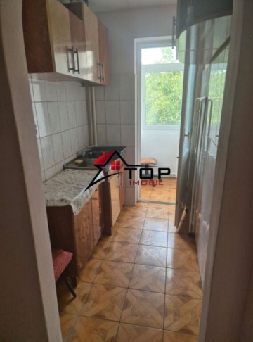 apartament-2-camere-semidecomandat-podu-ros-sens-giratoriu-5