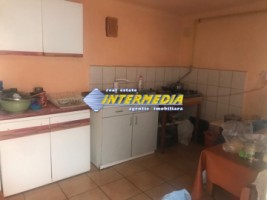 casa-de-vanzare-cu-3-camere-in-alba-iulia-zona-centru-4