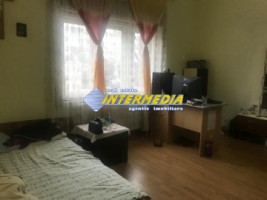 casa-de-vanzare-cu-3-camere-in-alba-iulia-zona-centru-1