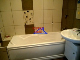 inchiriez-apartament-3-camere-la-vila-renovatzona-strand-5