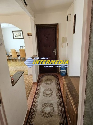 apartament-3-camere-de-vanzare-in-ampoi-1-alba-iulia-2