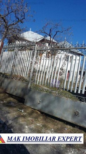 casa-7-camere-teren-328-mp-in-albestii-de-muscel-arges-2