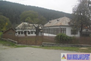 casa-memoriala-general-vasile-milea-in-leresti-arges-proprietate-cu-valoare-istorica-unica-rezervata-momentan-5