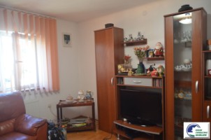 casa-individuala-de-vacanta-cu-4-camere-mobilata-si-utilata-11