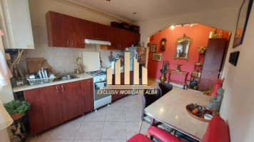 apartament-cu-2-camere-etaj-2-cetate-bulevard-3