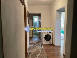 apartament-cu-4-camere-decomandat-in-alba-iulia-zona-cetate-closca-3