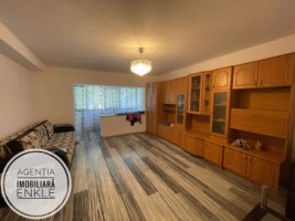 de-vanzare-apartamentul-cu-3-camere-etaj-1-zona-stejari