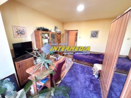 apartament-2-camere-decomandat-de-vanzare-in-alba-iulia-cetate-bulevard-3