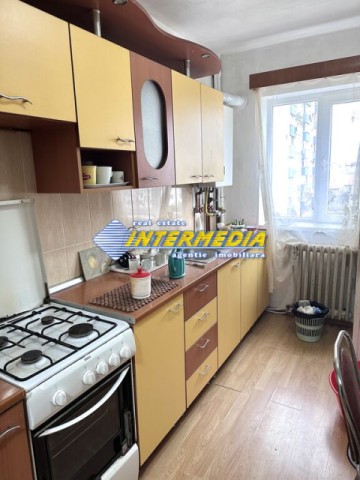 apartament-2-camere-decomandat-de-vanzare-in-alba-iulia-cetate-bulevard-9