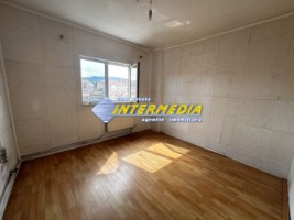 vanzare-apartament-3-camere-decomandate-alba-iulia-zona-dedeman-12