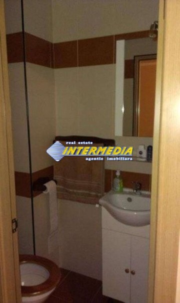 apartament-3-camere-decomandat-de-vanzare-etaj-3-finisat-4