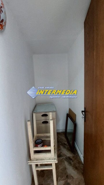 garsoniera-renovata-de-inchiriat-in-alba-iulia-zona-cetate-piata-etaj-intermediar-3