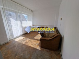 vanzare-apartament-2-camere-cetate-m-uri-alba-iulia-2-balcoane-si-vedere-parc-9